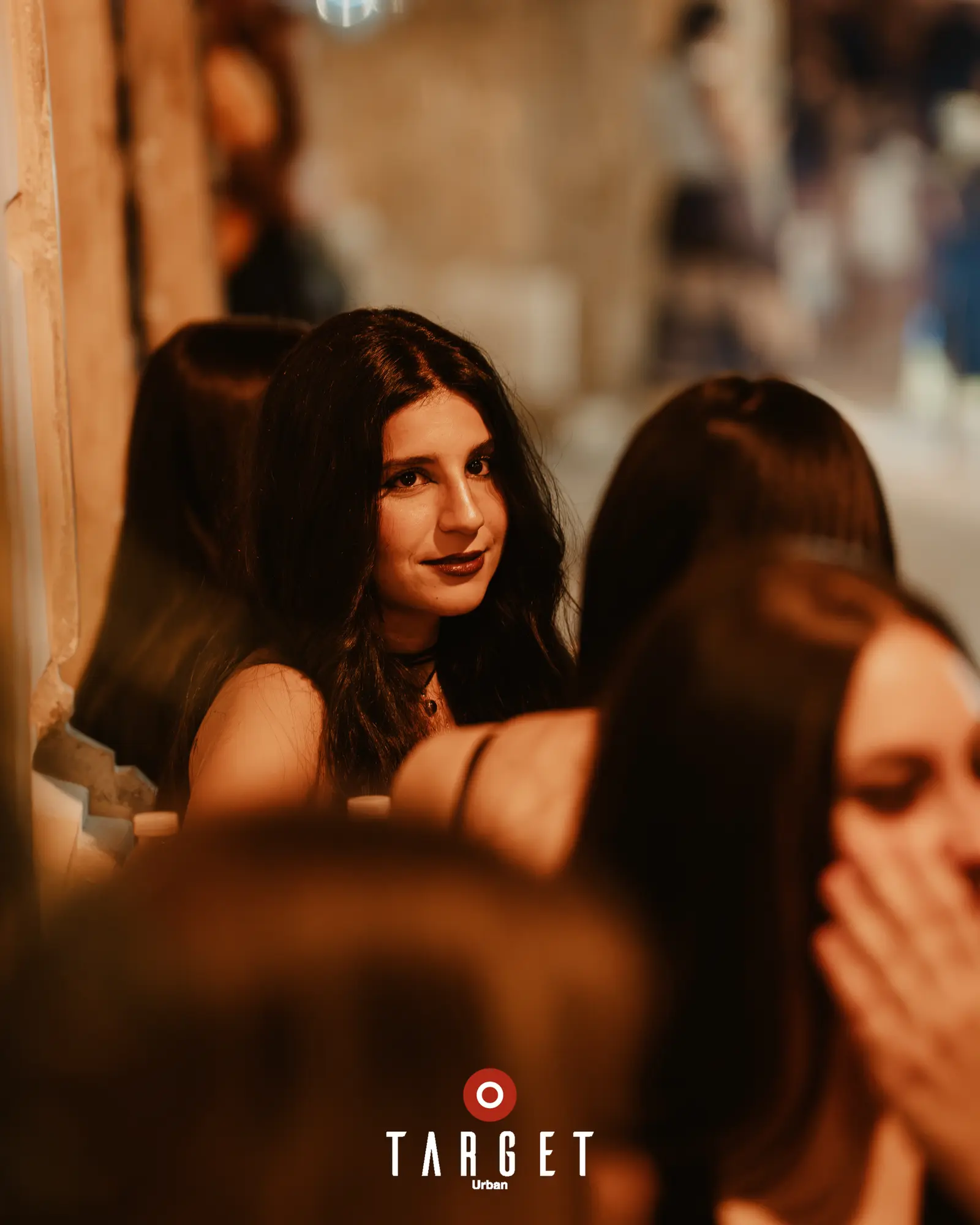 Una cliente durante una serata da Target Urban